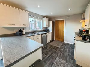 Photo 13- click for photo gallery